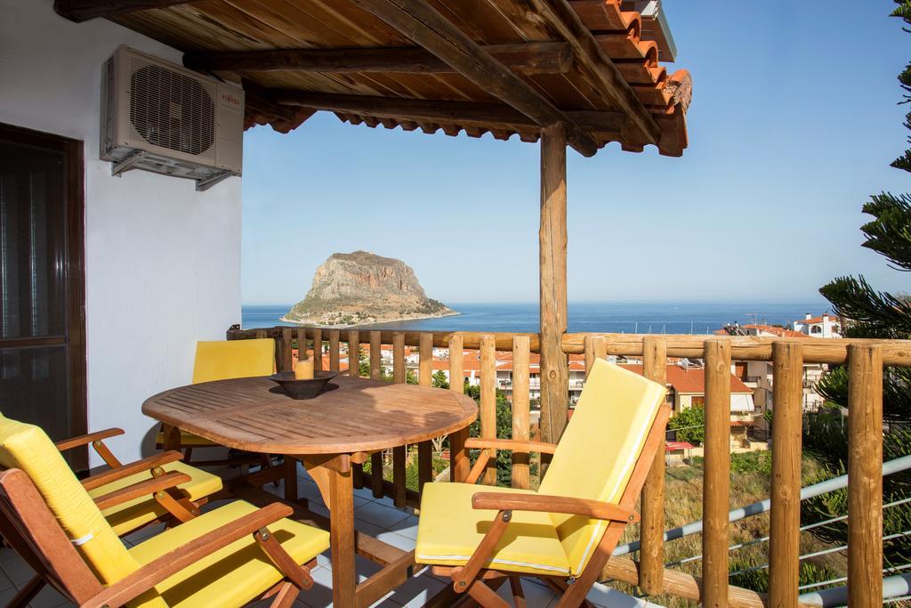 Monemvasia Green Apartments Екстериор снимка