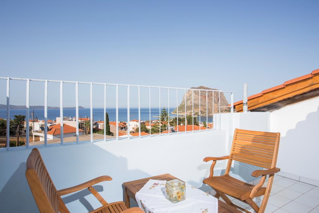 Monemvasia Green Apartments Екстериор снимка