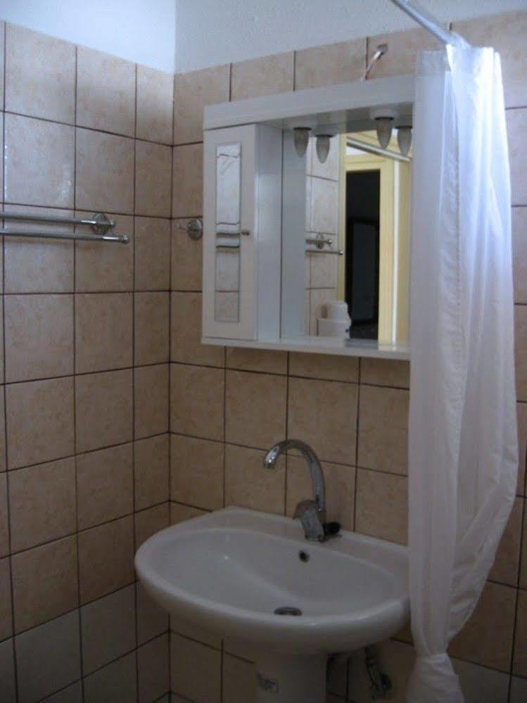 Monemvasia Green Apartments Екстериор снимка